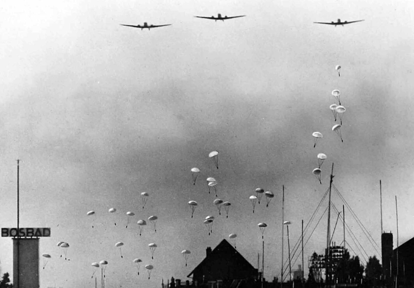 Parachuting paras 