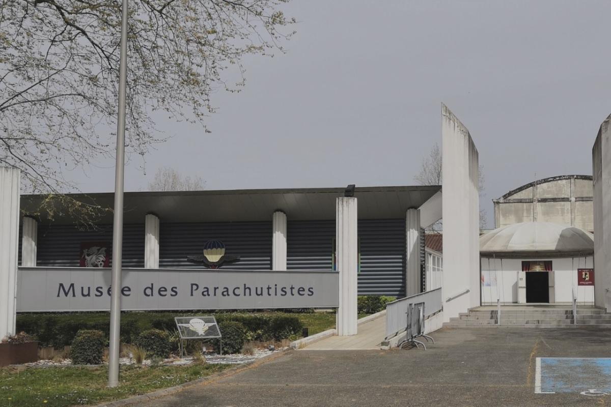 Museum 